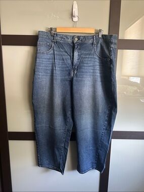 White House Black Market Women’s Barrel Leg Jeans size 18S